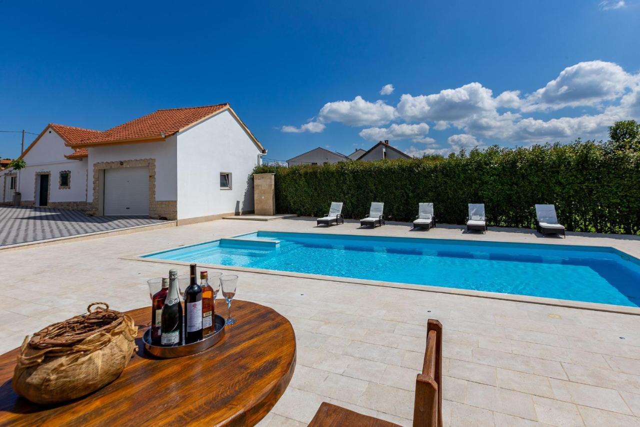 Mp Luxury Holiday Home With Swimming Pool Zadar Exterior foto